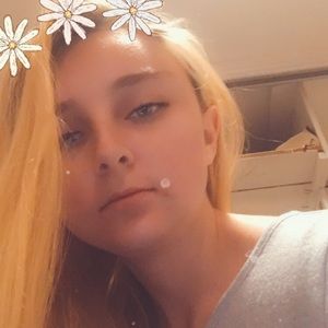 Meet your Posher, Emmalee